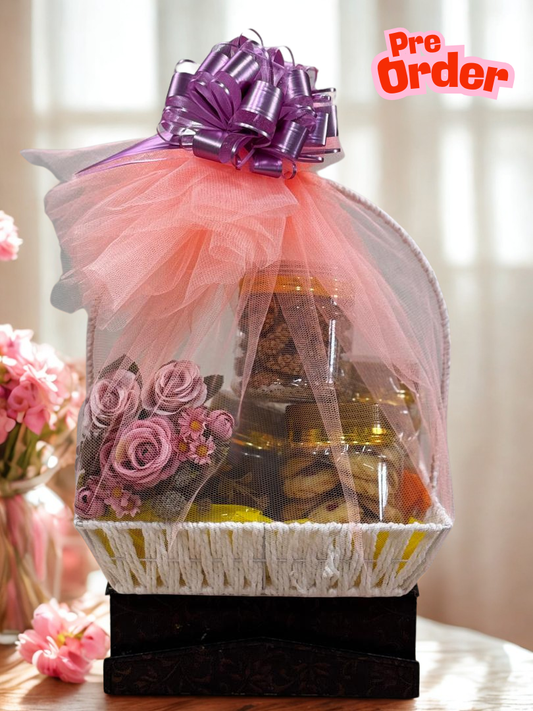 Charm and Crunch Hamper